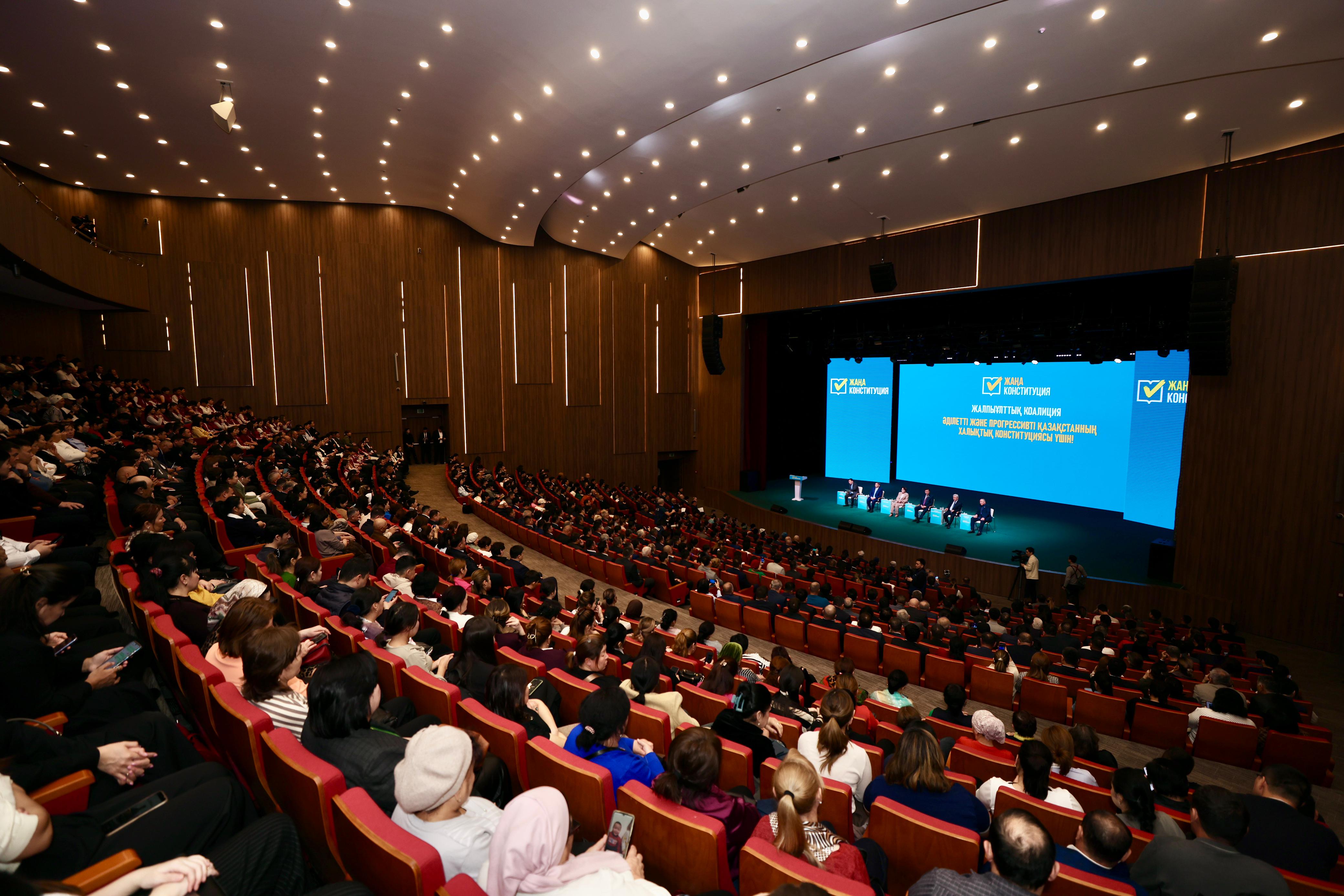 Koalısııa músheleri Túrkistan oblysy turǵyndarymen kezdesti