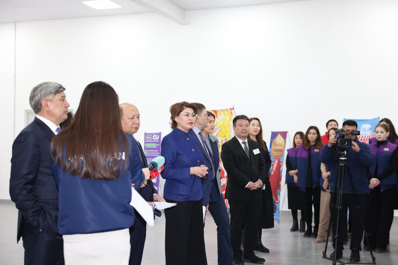 Jalpyulttyq koalısııa ókilderi «Shın-Laın» ujymymen kezdesti