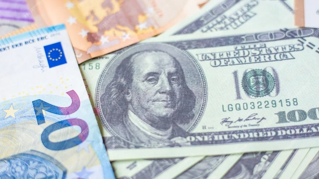 Valıýta baǵamy: Búgin dollar qansha teńgeden saýdalanyp jatyr?