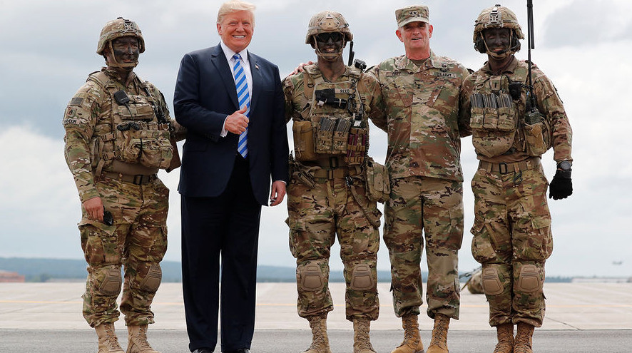 AQSh Sırııadan áskerin tolyq áketýdi josparlap otyr