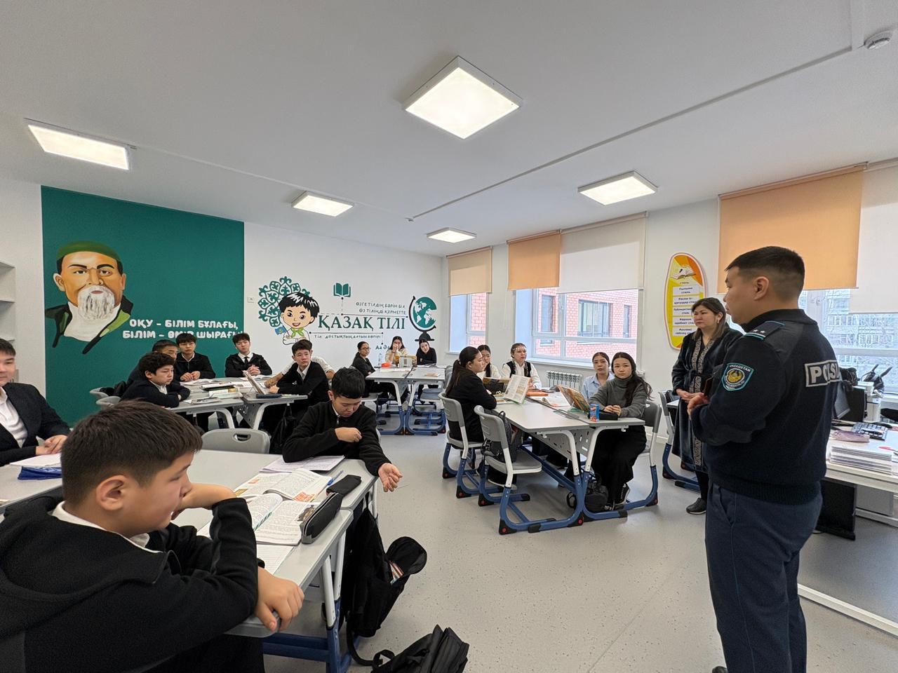 Mekteptegi quqyq buzýshylyqtyń aldyn alý joldary talqylandy