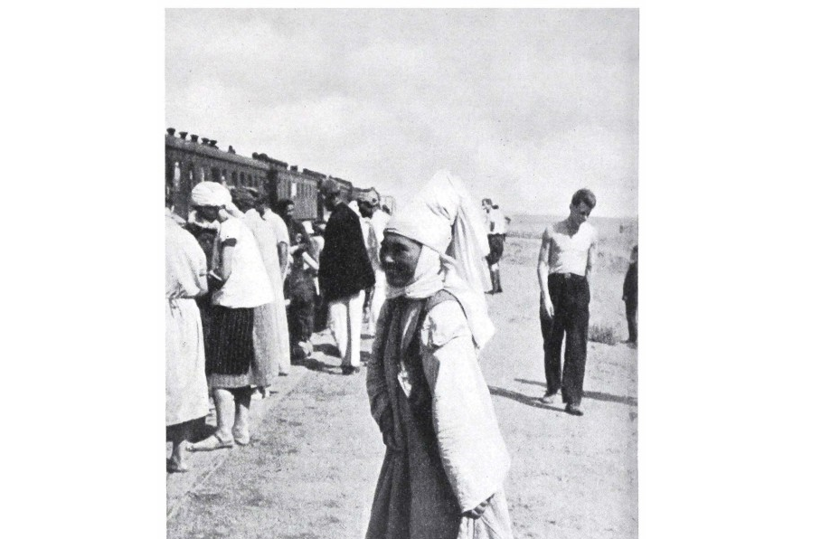 Obektıvke ilingen aqjarqyn beıne