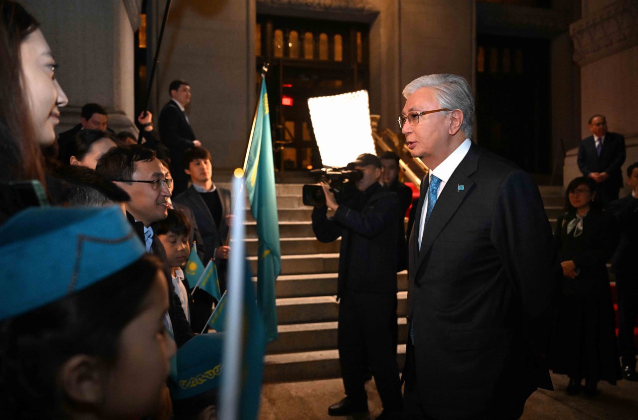 Memleket basshysy Vashıngtonda otandastarymyzben kezdesti