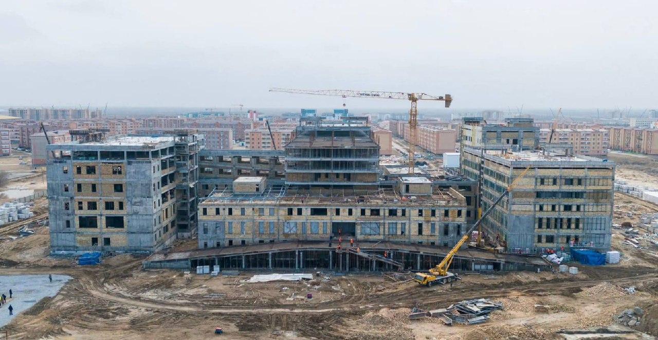 Qyzylorda oblysynda 300 oryndyq kópbeıindi aýrýhana salynyp jatyr