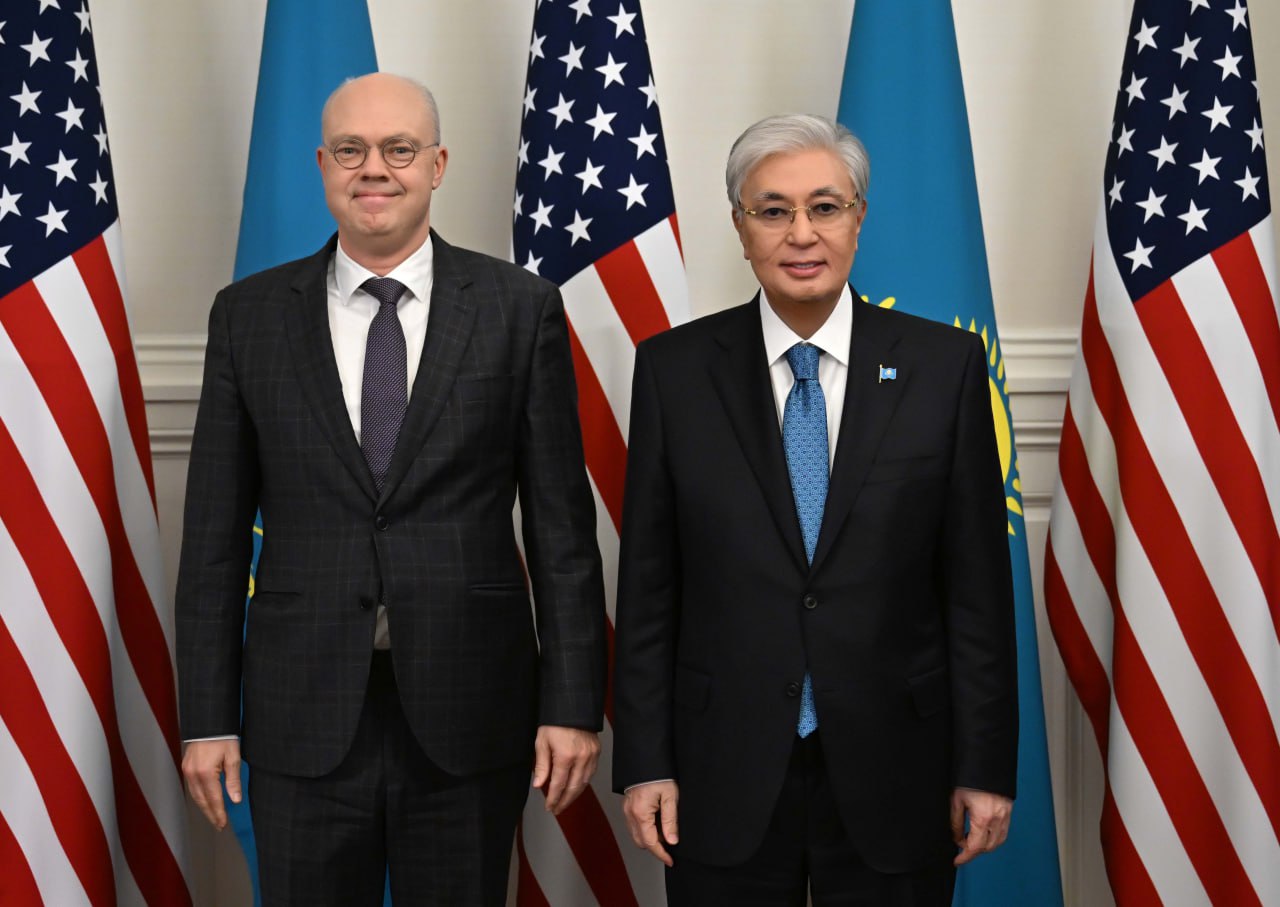 Amerıkalyq Mars kompanııasy Qazaqstanda úı janýarlaryna azyq óndiretin zaýyt salady