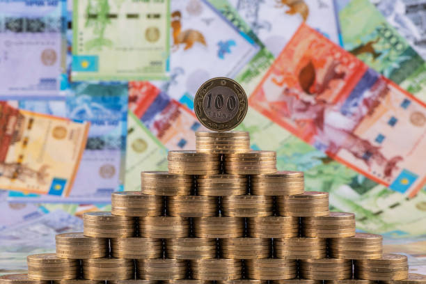 Atyraýda 102 mln teńgeniń zańsyz aınalymyna tosqaýyl qoıyldy