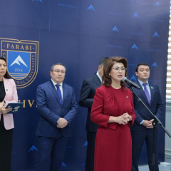 Adam kapıtaly – Konstıtýsııa jobasynyń basymdyǵy