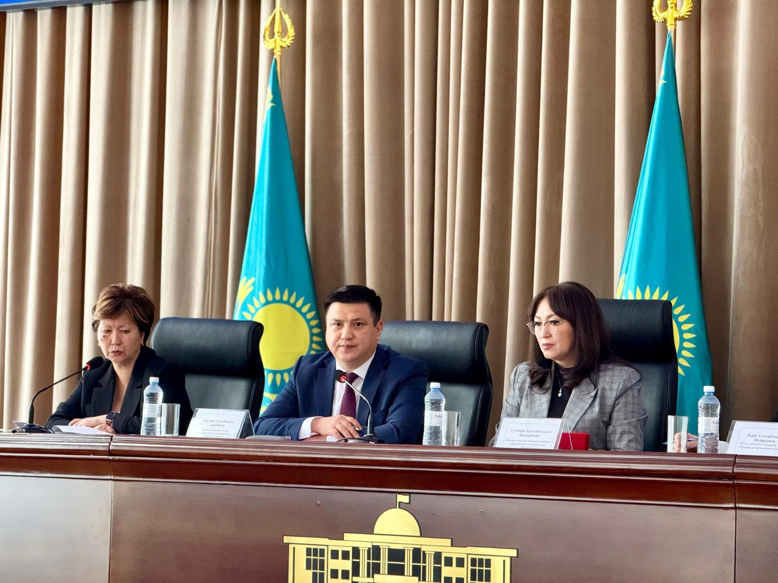 Sot ákimdikke arnaıy ótinish jasady