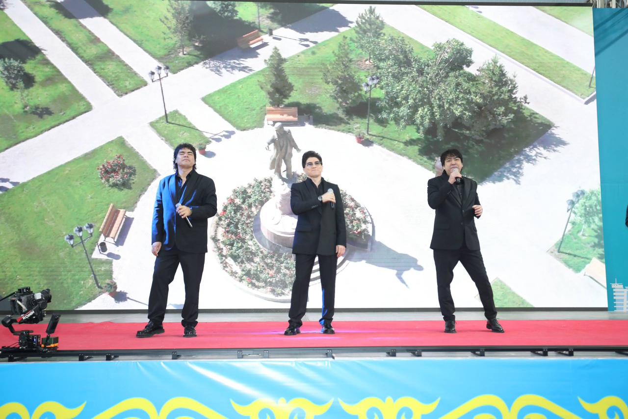 Aqtaýda «MýzART» tobynyń qatysýymen jańa Konstıtýsııany qoldaýǵa arnalǵan forým ótti