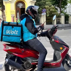 Grýzııada Qazaqstan azamattaryna qandaı jumys isteýge tyıym salynady?