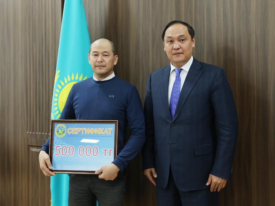 Batyrlyǵyn baǵalady