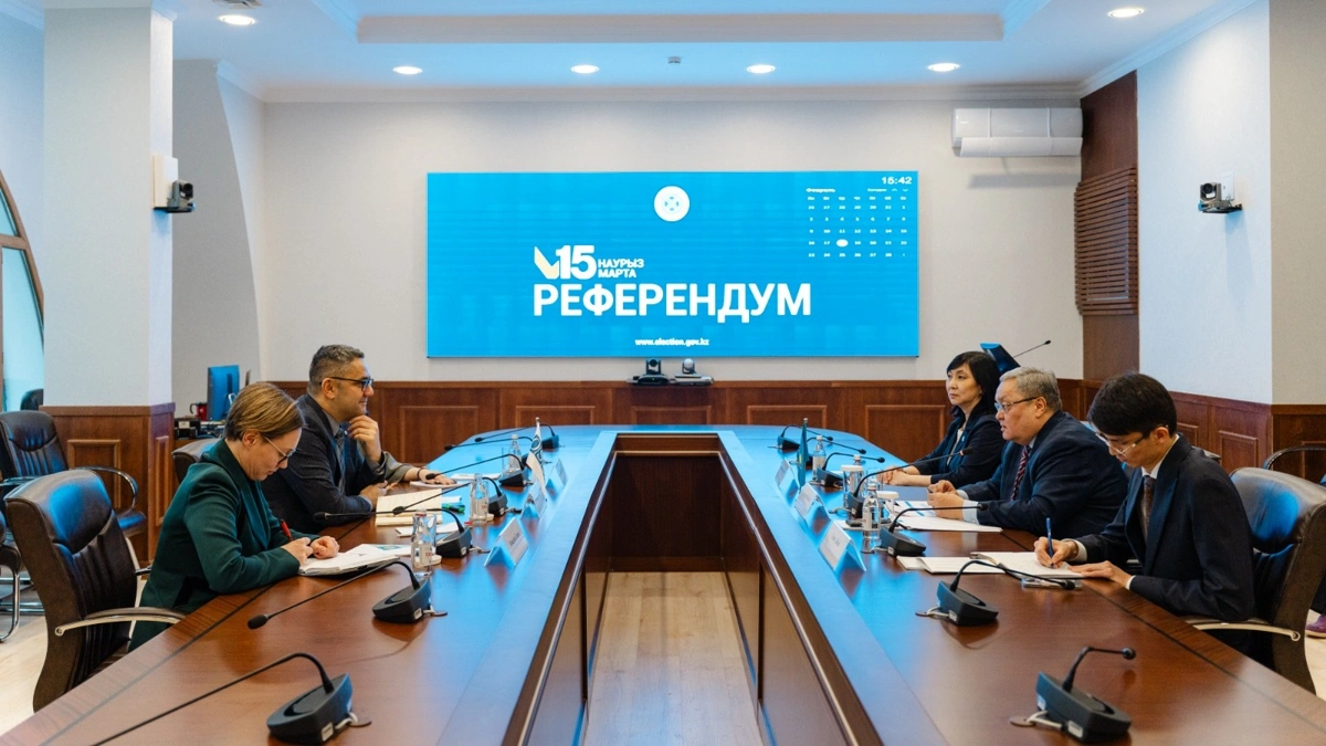 21 sheteldik baıqaýshy akkredıtteldi