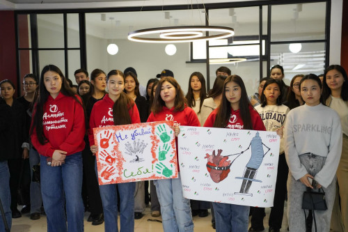 Almatyda jastardyń úkimettik emes uıymdary qurylady