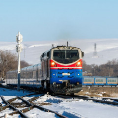 Temirjol ótkelinde elektrovoz ben jeńil avtokólik soqtyǵysa jazdady