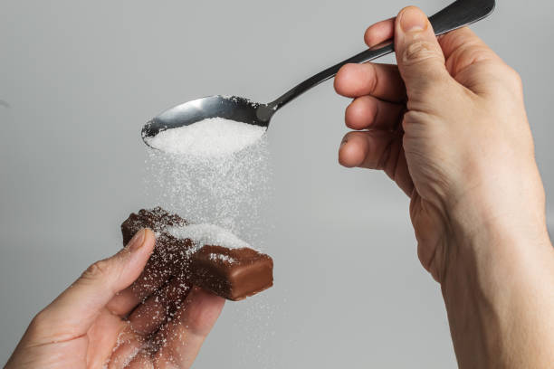 Qantqa táýeldilik: Táttiden bas tartqanda aǵzada qandaı ózgerister bolady?