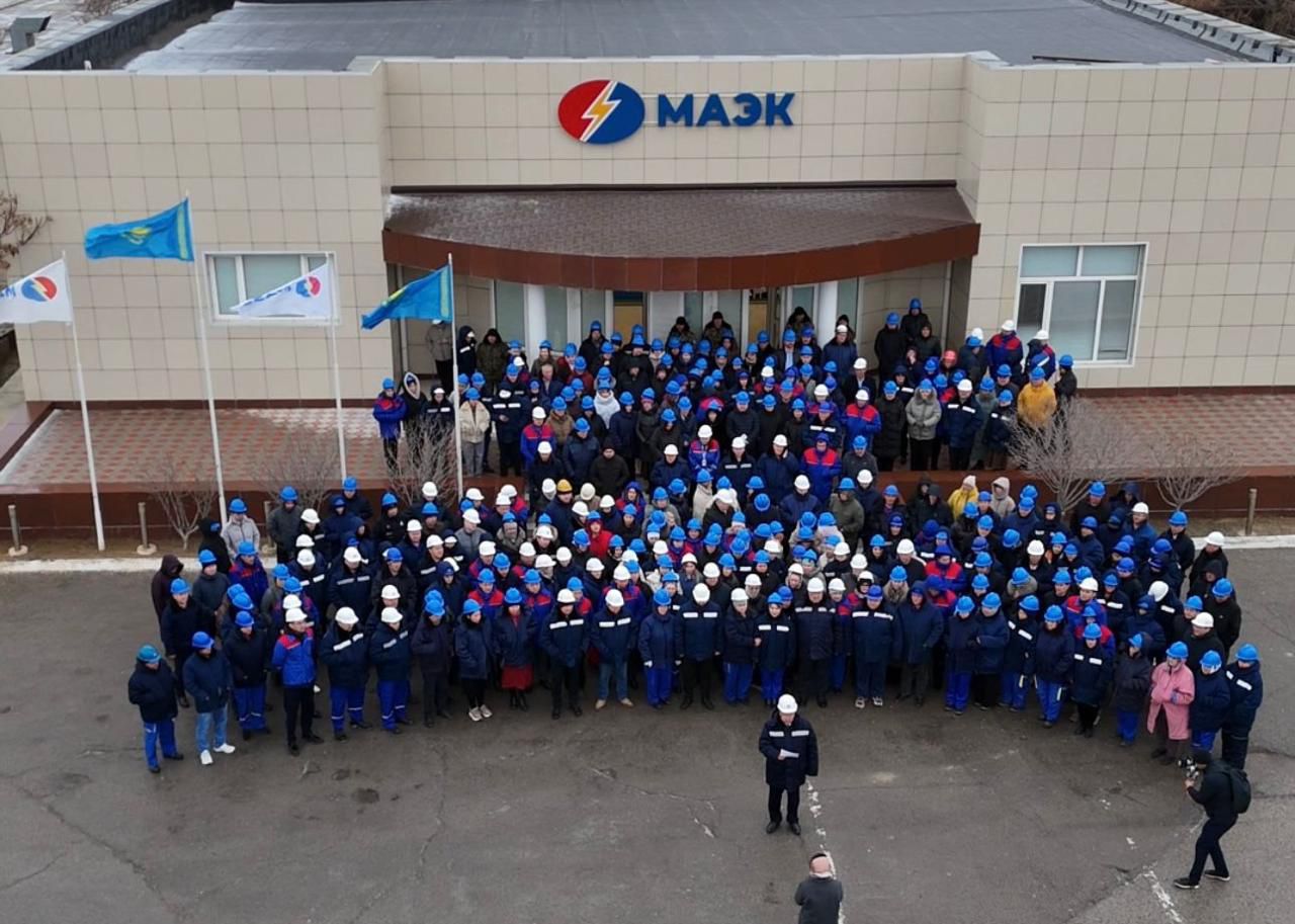 Mańǵystaý atom energetıkalyq kombınatynyń ujymy jańa Konstıtýsııany qoldady