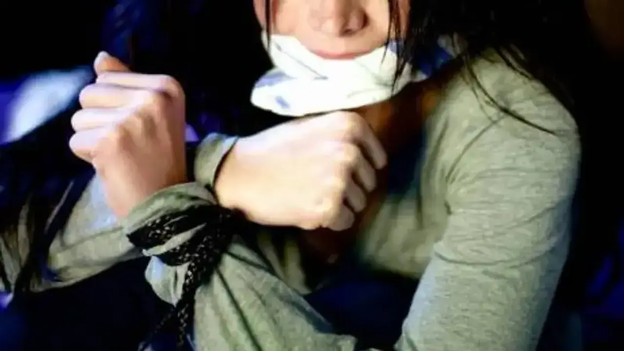 Eriksiz neke men erte ólim: Nelikten qazaq qyzdarynyń quqyǵy qorǵalmaı jatyr?