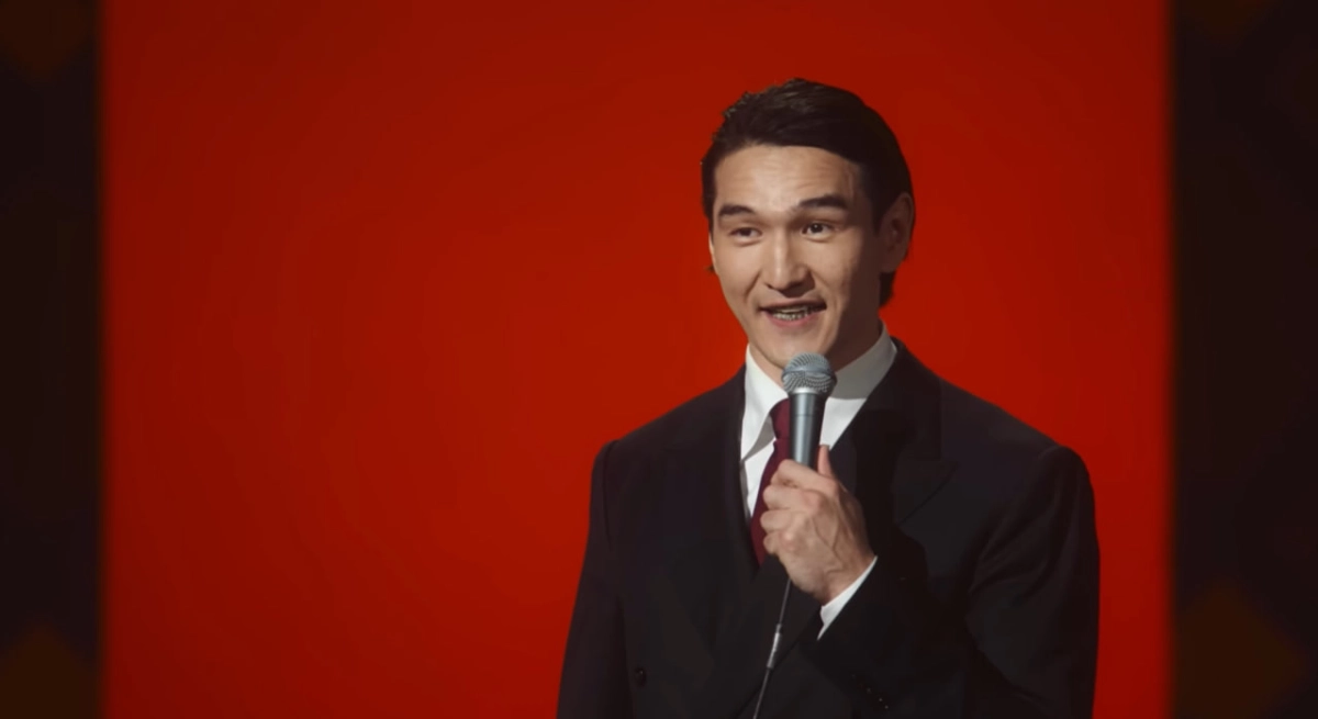 «Reseıge qaıtýdy josparlap otyrmyn»: Ázilkesh Nurlan Sabýrov Phýkette konsert berdi