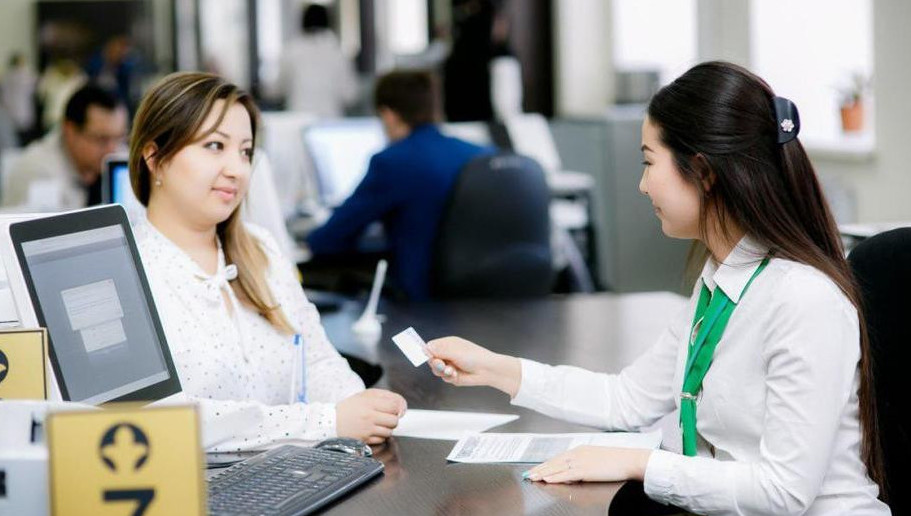 HQKO-larda kezek azaıdy: Qandaı qyzmetterdi onlaın alýǵa bolady?