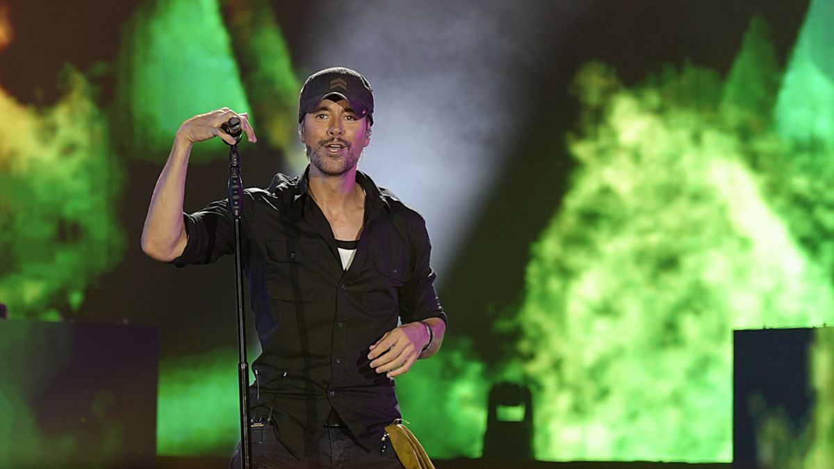 Enrıke Iglesıas Qazaqstanda konsert beredi