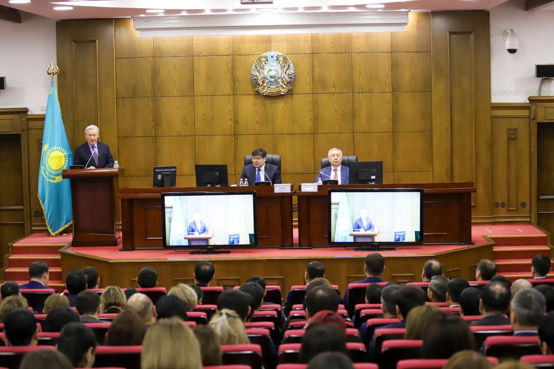 Serik Jumanǵarın: Elimizdiń IJО́ mólsheri 300 mlrd dollardan asty