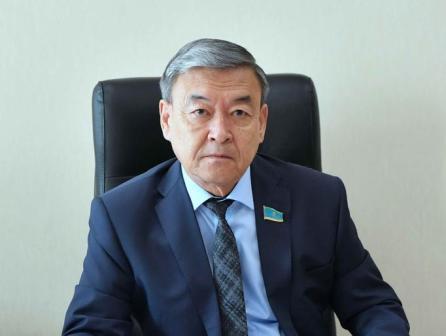 Qaýipsiz eńbek jaǵdaılary eskerildi