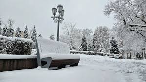 41 gradýs aıaz: Elimizdiń birneshe óńirinde daýyldy eskertý jarııalandy