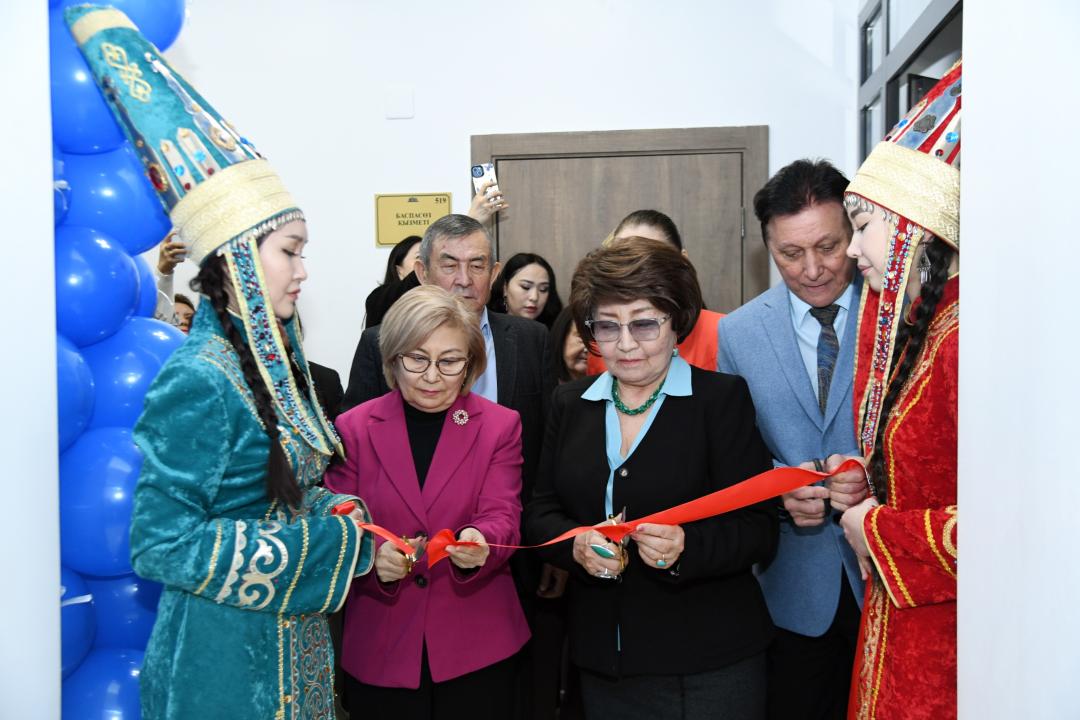 Qaıym Muhamedhanovtyń týǵanyna 110 jyl tolýyna oraı halyqaralyq sımpozıým ótti