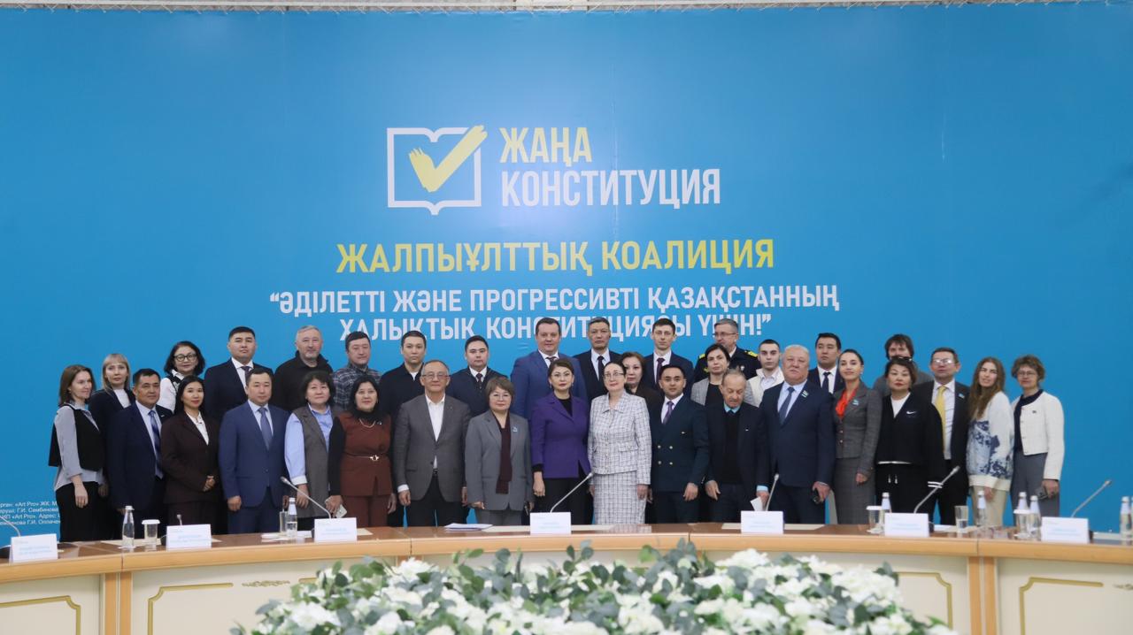 Shyǵys Qazaqstannyń týrıstik qaýymdastyǵy jańa Konstıtýsııa jobasyn qoldady