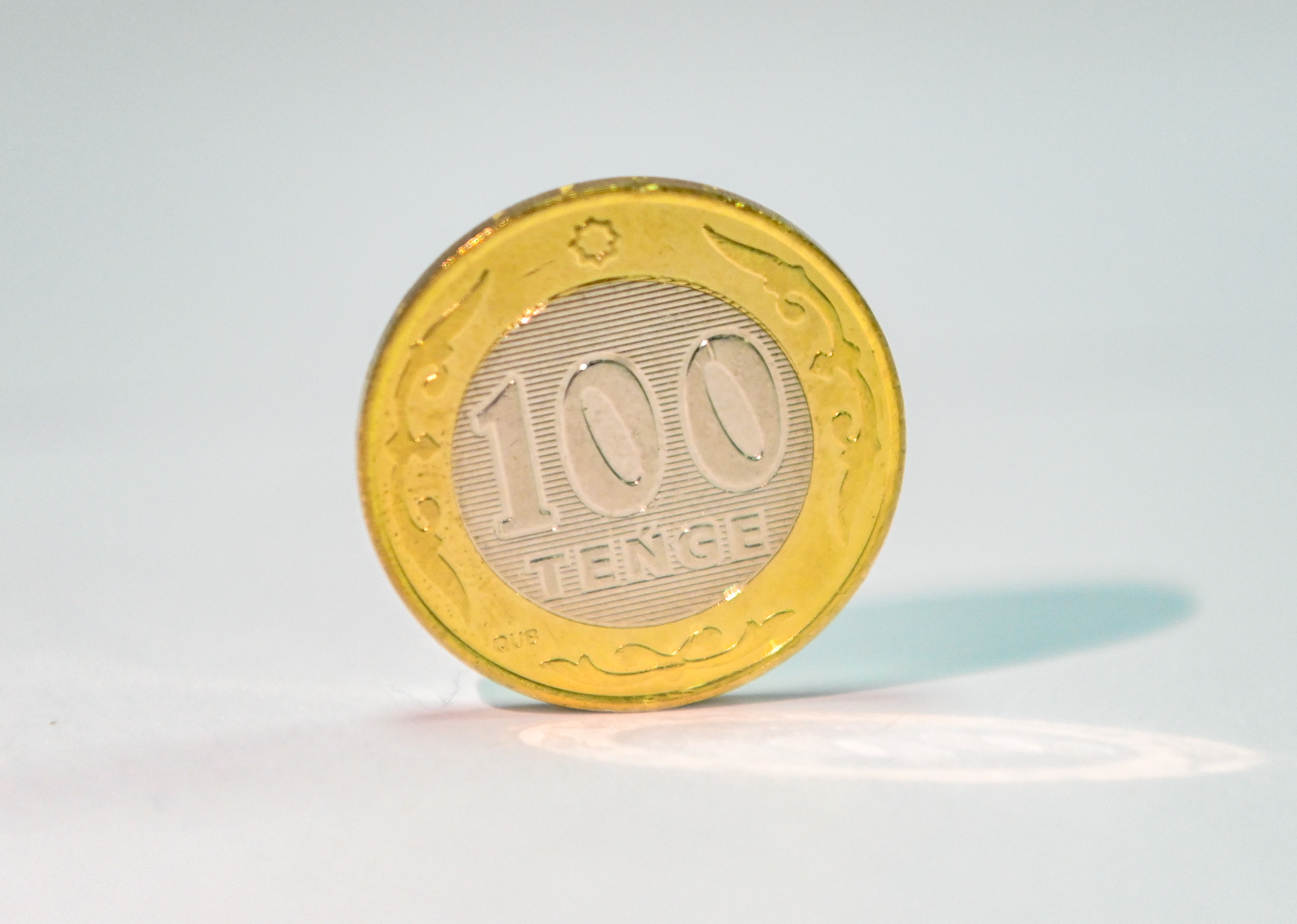 Aqpan aıynda teńge baǵamy qalaı ózgerdi?