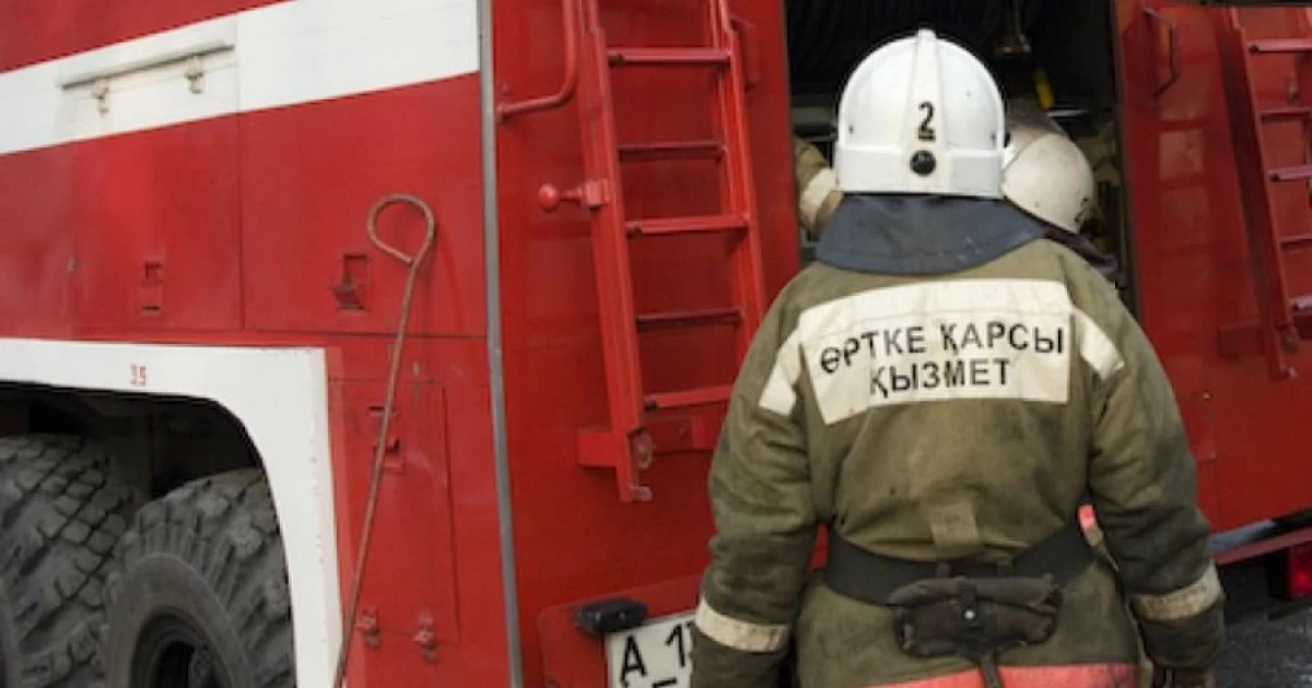 Astanada kóp qabatty úıden órt shyqty