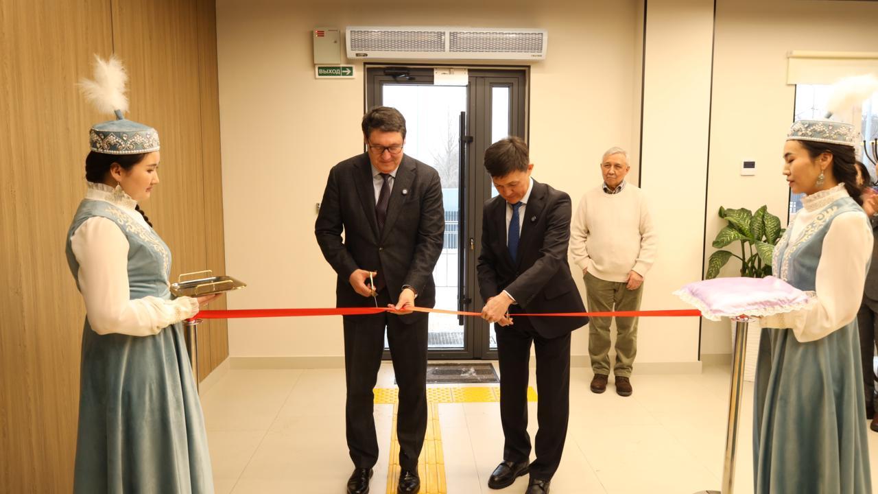 Almasadam Sátqalıev: Ǵylymdy ilgeriletý áleýmettik ınfraqurylymnan bastalady