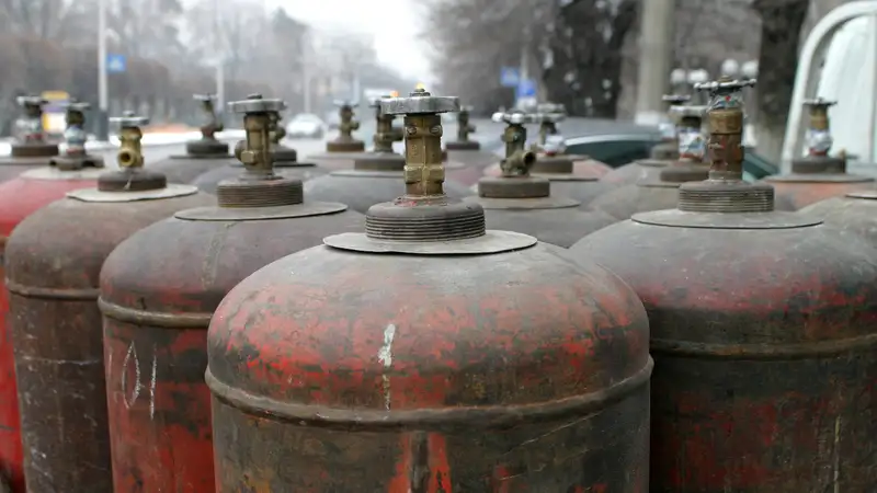 Aqmola oblysynda gaz ballondaryn tekserý jumystary kúsheıdi