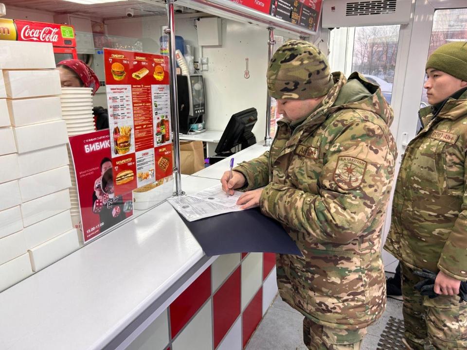 Astanada arnaıy ruqsatsyz jumys istegen tamaqtaný oryndary anyqtaldy