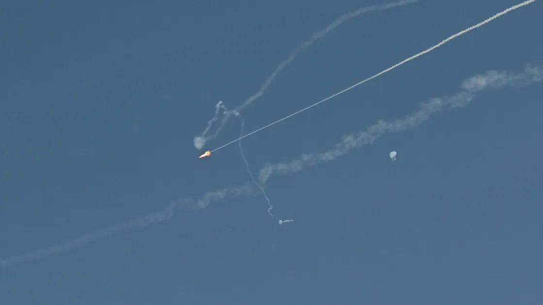 Túrkııa óz áýesinde Irannan ushyrylǵan zymyrandy joıdy