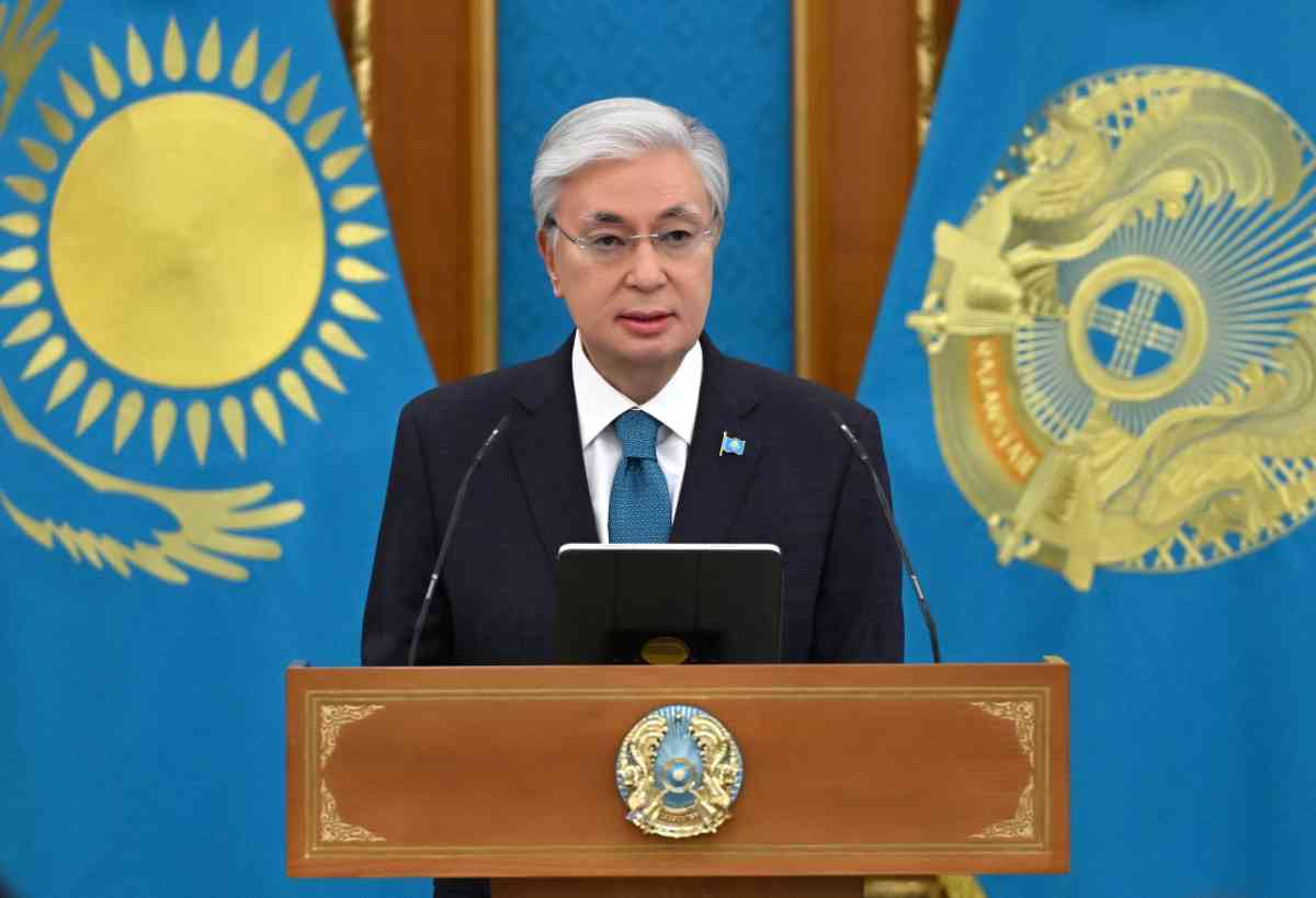 Prezıdent áıelder qaýymyn halyqaralyq merekemen quttyqtady