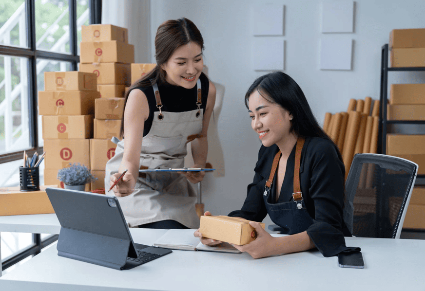 Qazaqstanda bıznespen aınalysatyn áıelderge kimder kómektesedi?