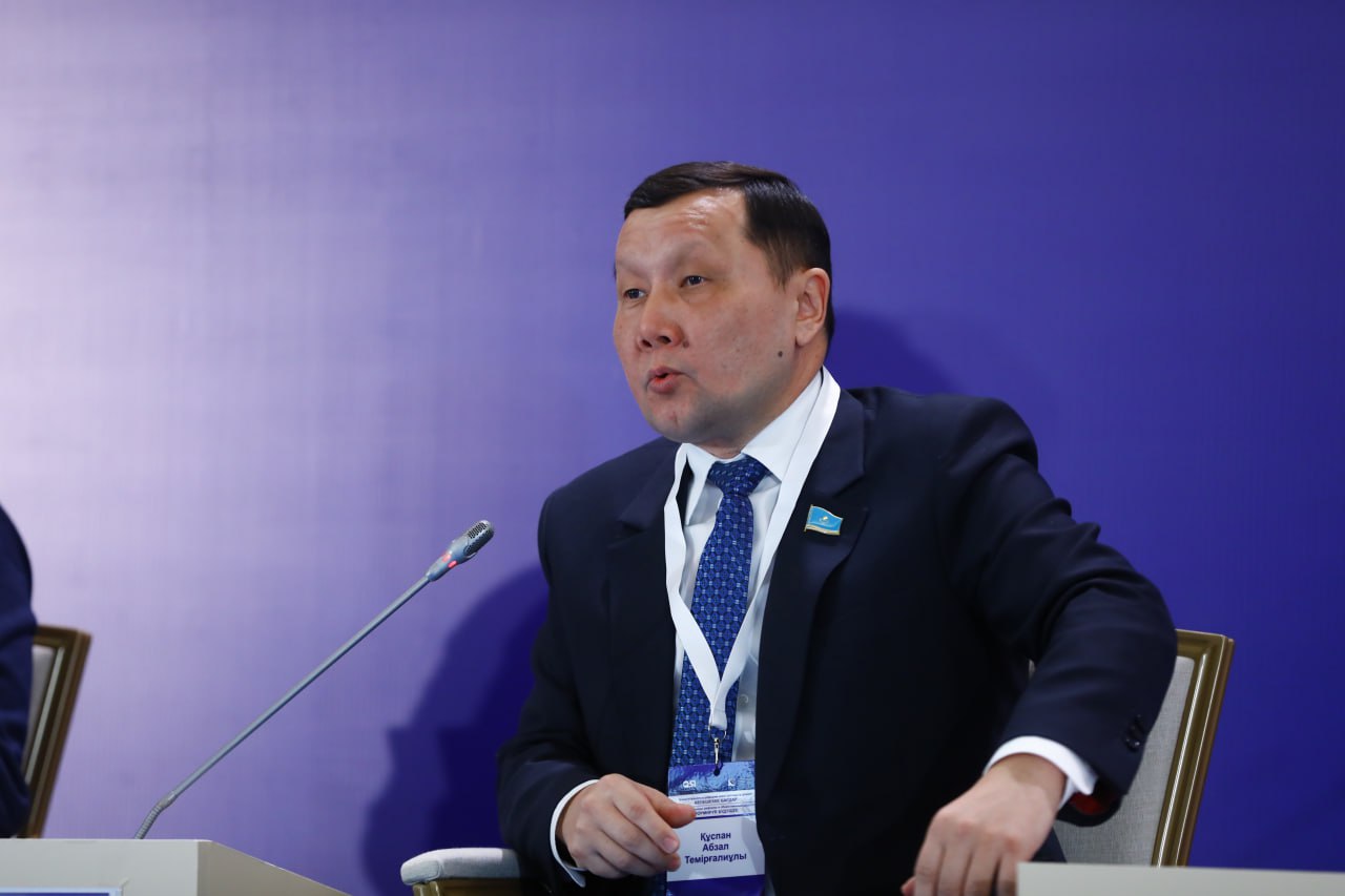 Abzal Quspan: Jańa Konstıtýsııa adamǵa baǵyttalǵan memlekettik basqarýdyń jańa fılosofııasyn qalyptastyrady