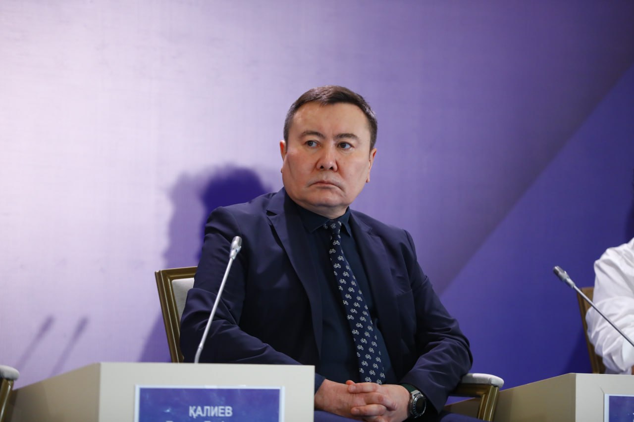 Talǵat Qalıev: Jańa Konstıtýsııa memlekettik ınstıtýttardy nyǵaıtyp, eldiń turaqtylyǵyn arttyrady