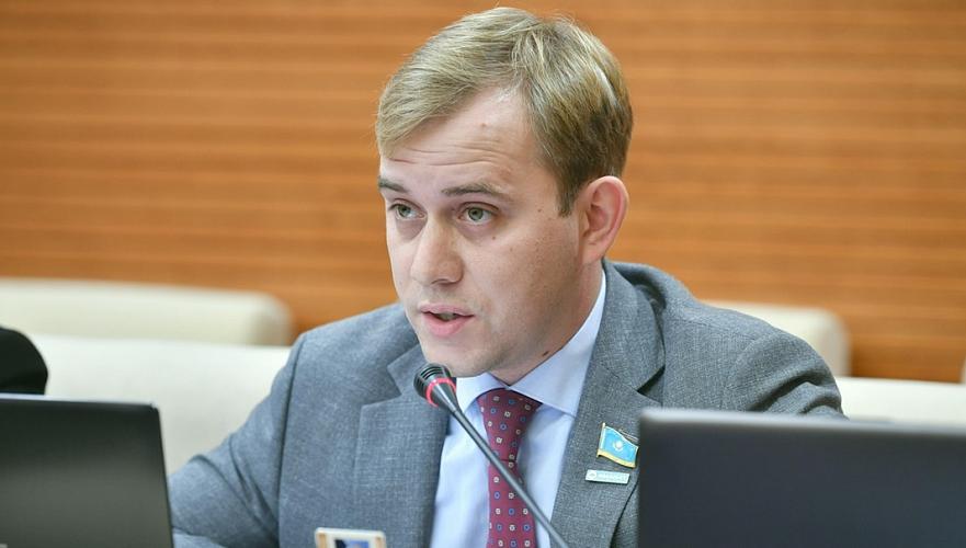 Nıkıta Shatalov jastardy referendýmǵa qatysýǵa shaqyrdy