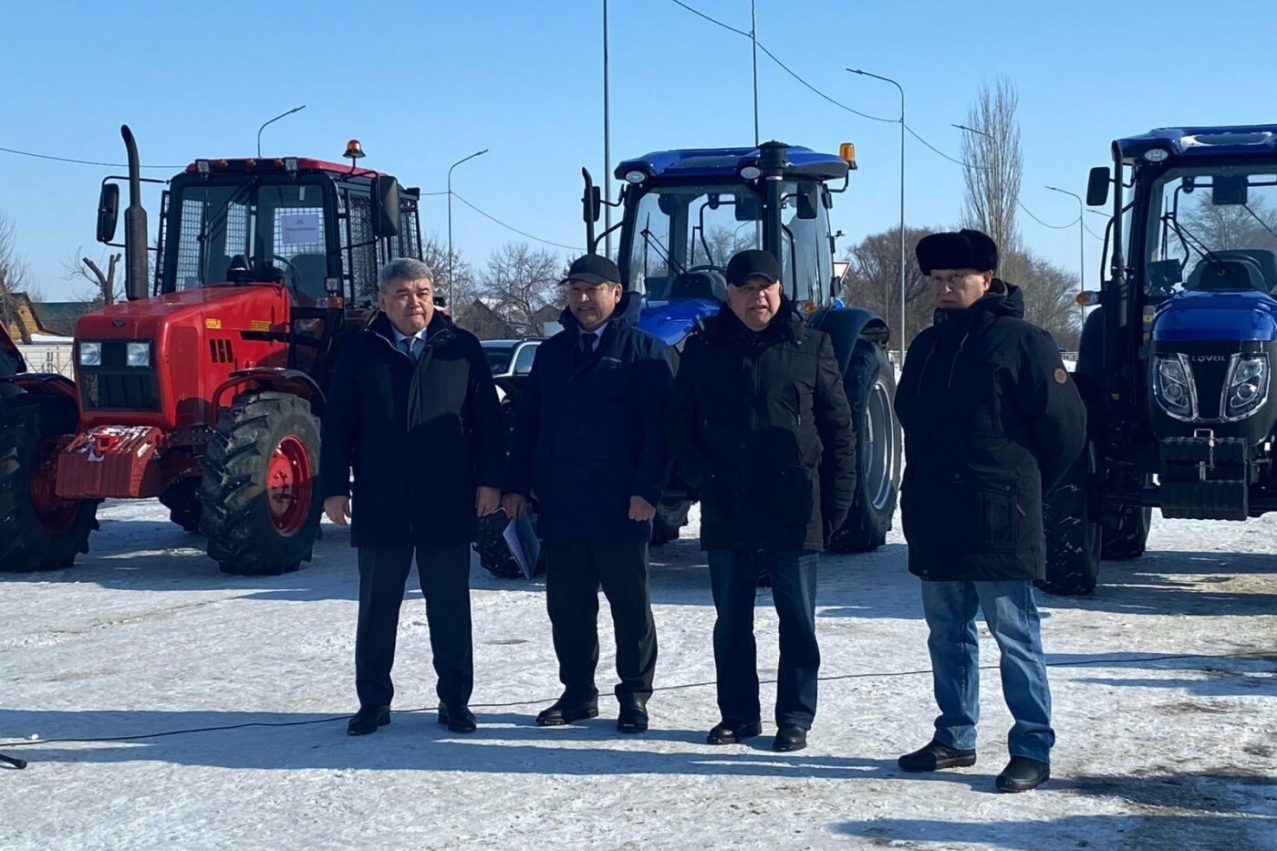 Soltústik Qazaqstandaǵy orman sharýashylyqtaryna 51 jańa tehnıka berildi