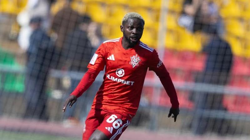 «Atyraý» fýtbol klýbynyń sapyna nıgerııalyq legıoner qosyldy