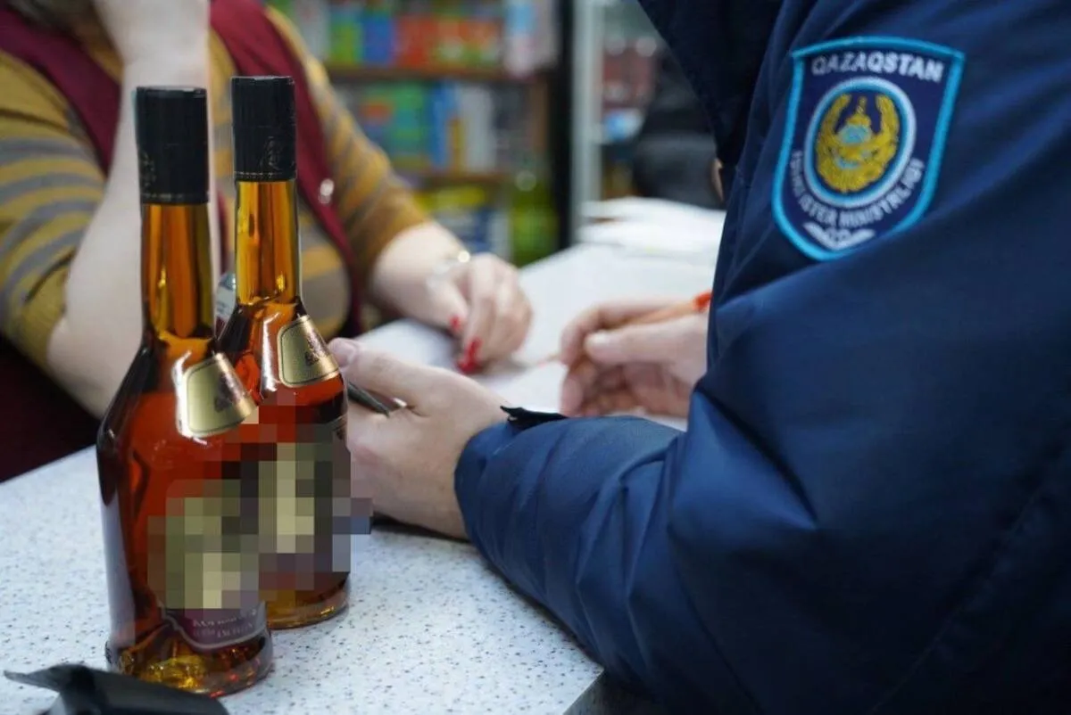 Almatyda bir tonnadan astam alkogol ónimi tárkilendi