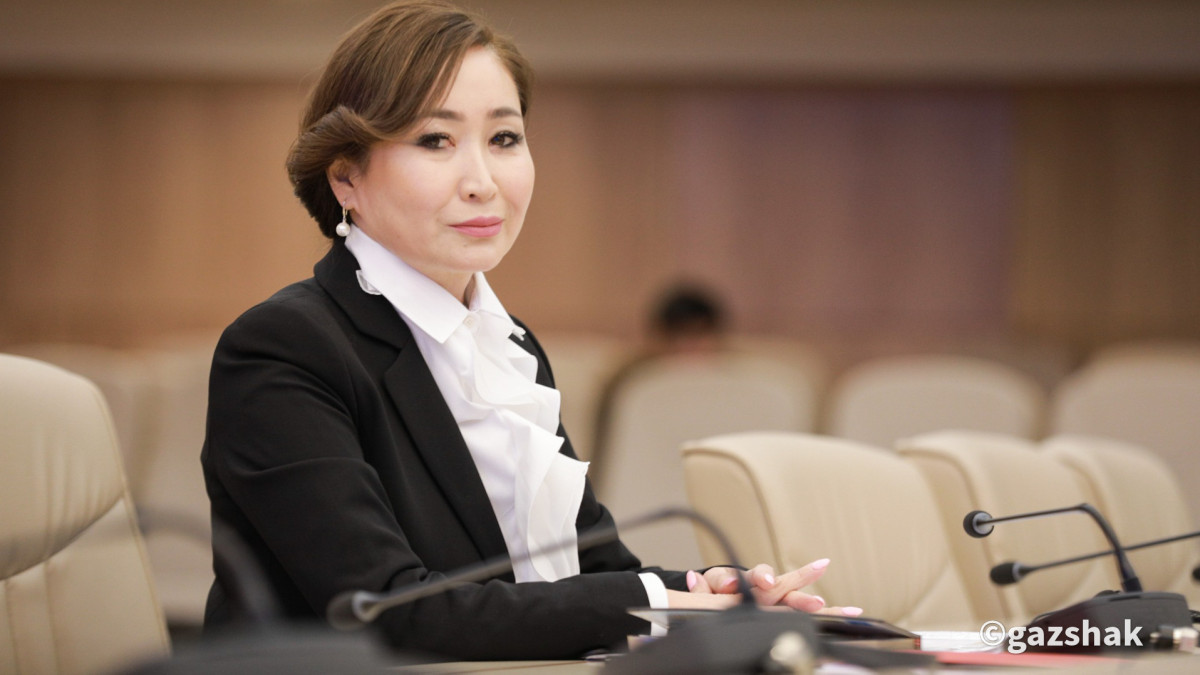 Ata-anaǵa qurmet – eldik qasıet