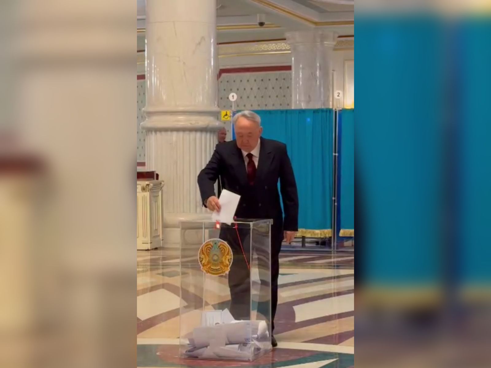 Nursultan Nazarbaev referendýmda daýys berdi