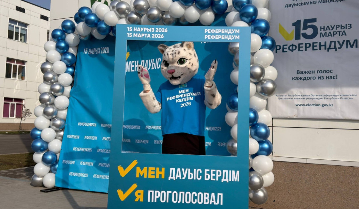 Almatydaǵy saılaý ýchaskeleriniń birine «barys Ádilet» keldi