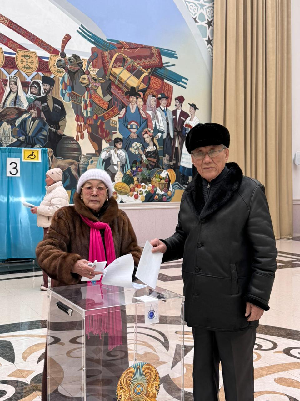 Qaraǵandyda úlgili jup referendýmda tańdaý jasady