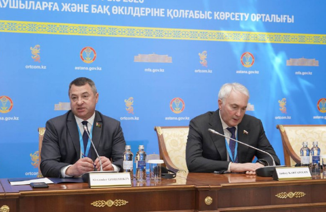 Halyqaralyq baıqaýshylar: Adamdar referendýmǵa júrek qalaýymen keldi