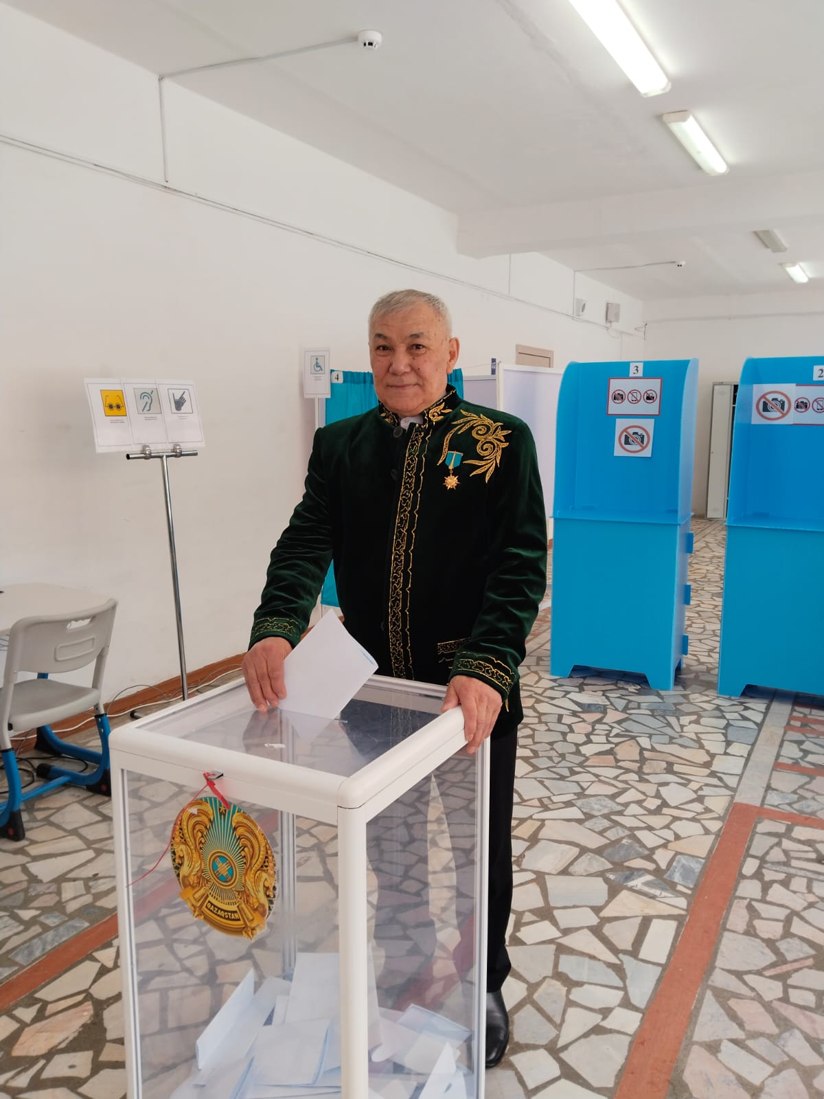 Qazaqstannyń Eńbek Eri Ryshat Ámirenov: О́mirlik mańyzy bar qadam jasadyq