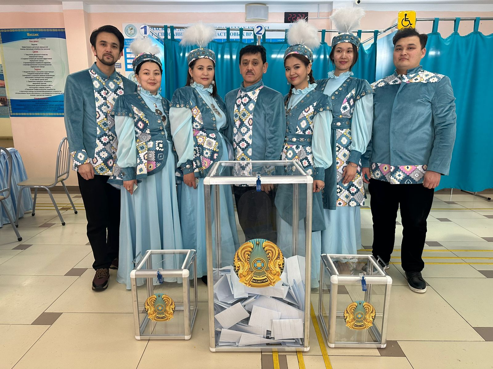 О́nerli otbasy el bolashaǵy úshin daýys berdi